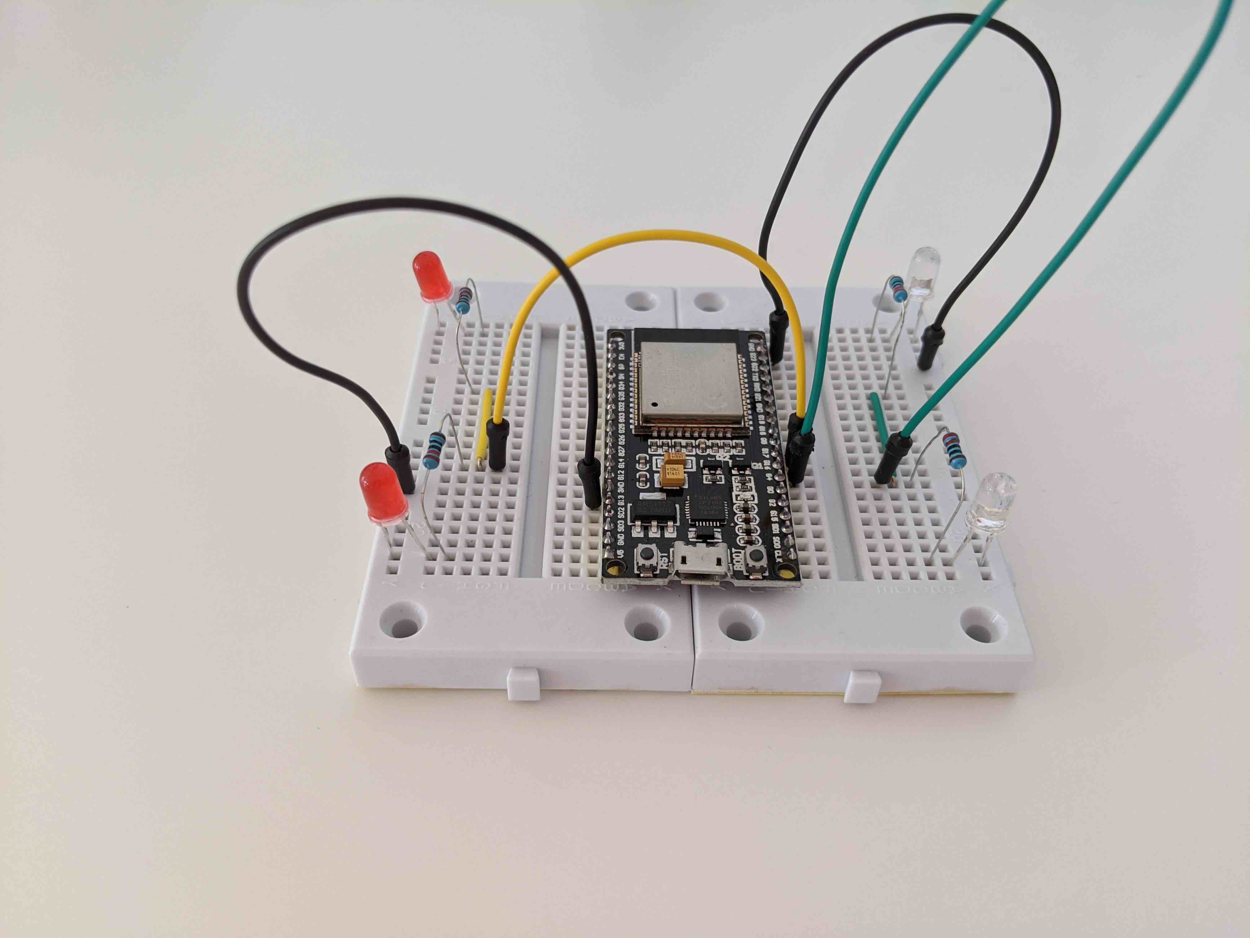 Aufbau der Erweiterung mit vier LEDs