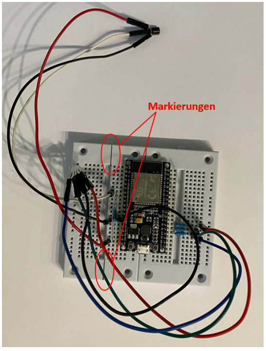 Breadboard mit Markierungen zum Absägen