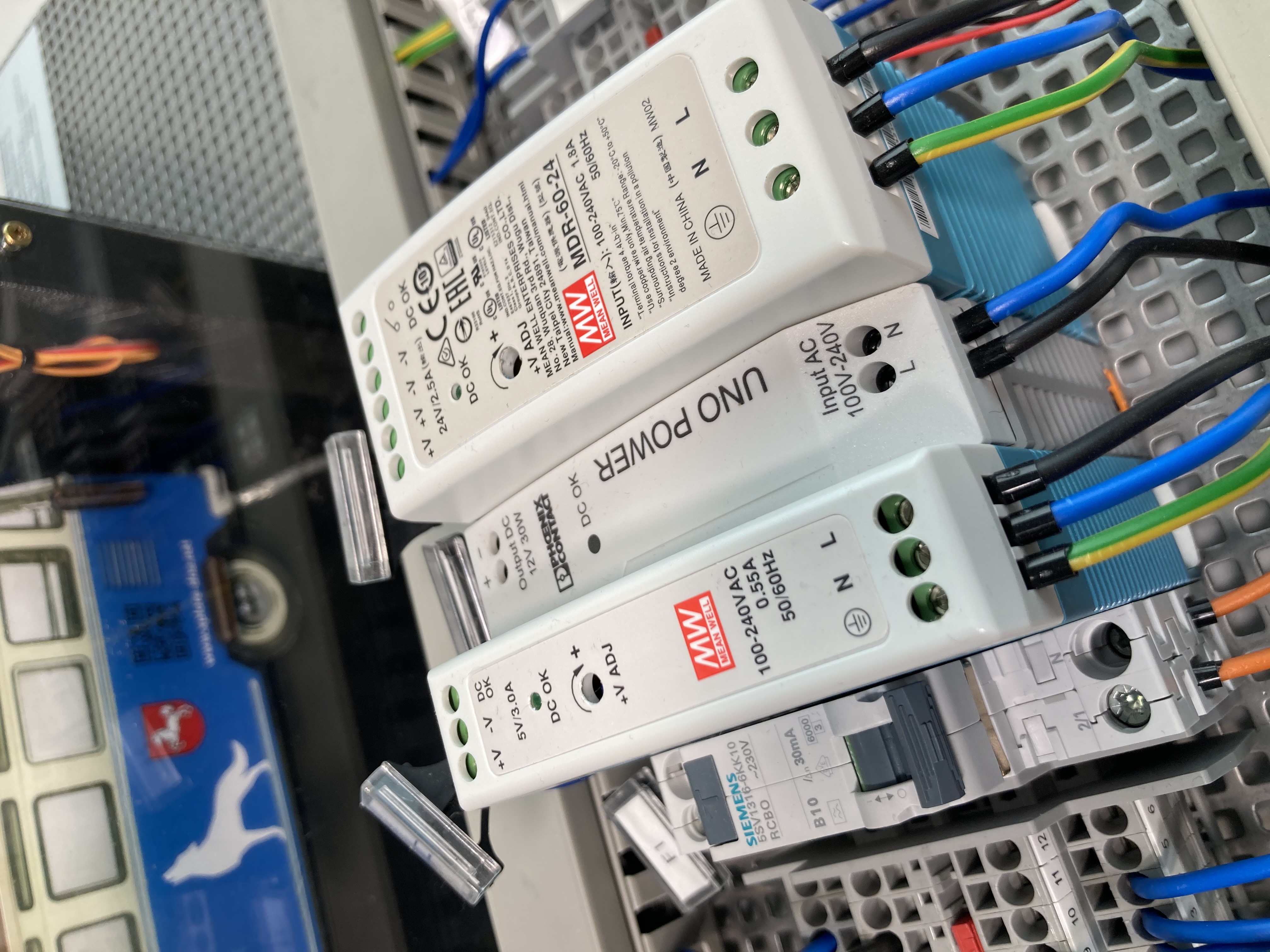 spannungsversorgung, hauptschalter